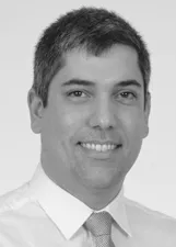 DR RODRIGO SOARES