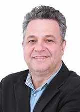 Dr Eduardo