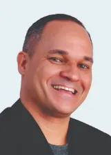 ZÉ HENRIQUE