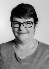Edina Schlitter