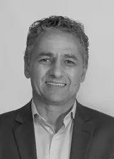 ÉLIO FREITAS