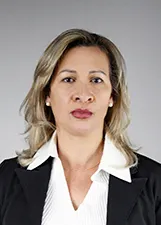 SUZI OLIVEIRA
