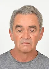 POUCA ROUPA