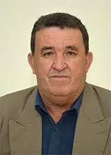 Ze Carlos Bio