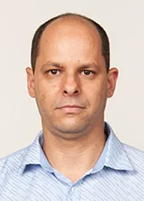 LEANDRO C BATISTA