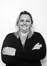 PROFESSORA MARCELA EIFLER