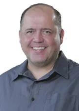 LEO PIRES