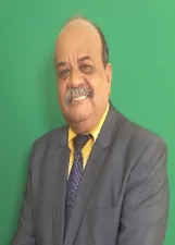 Dr Gustavo