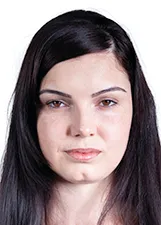 Naiara Gomides