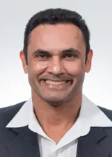 Professor Jean Moraes