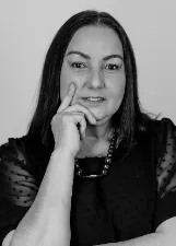 DRA KATIA MARTINS