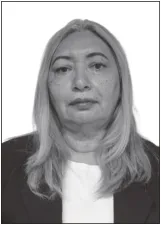 Professora Lúcia Pires