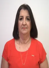 Elena Pires