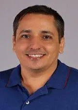 LÉO DA UNICALÇADOS