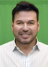 ROBERTO FARIAS