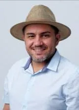 Adriano Gomes