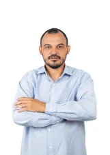 Prof. Tony Vavazinho