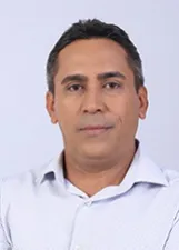 Dr Hugo Leal