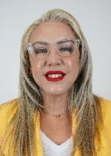 Angela Pires