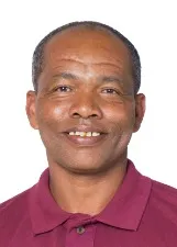 Professor Esmaide