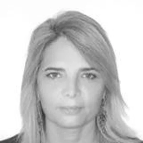 ADRIANA CASTLEHANO