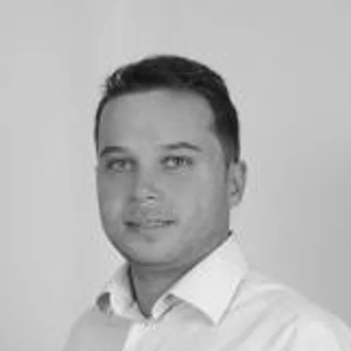 NATHAN MOREIRA