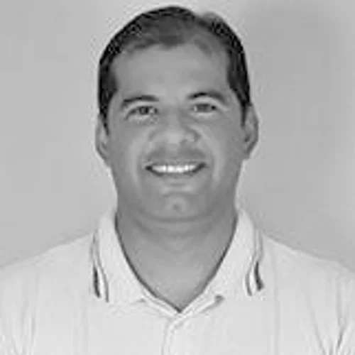ADRIANO HENRIQUE