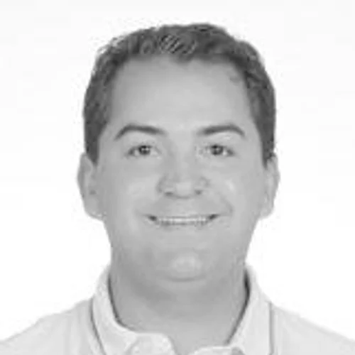 PROFESSOR LEANDRO DE PAULA