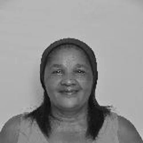Tia Ruth
