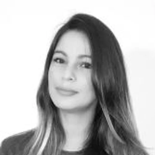 CLAUDIA ALBUQUERQUE