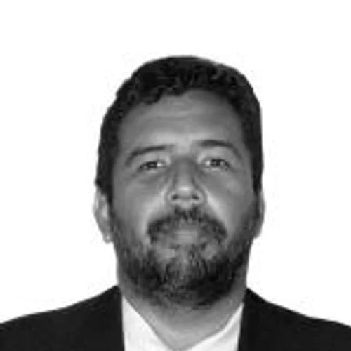NEWTON MORAES