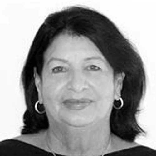 Suely Correa
