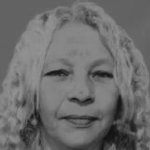 LOURDES FERNANDES