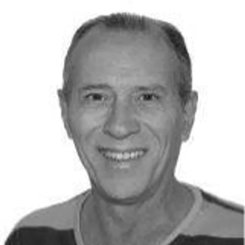 VINICIUS FRIAS