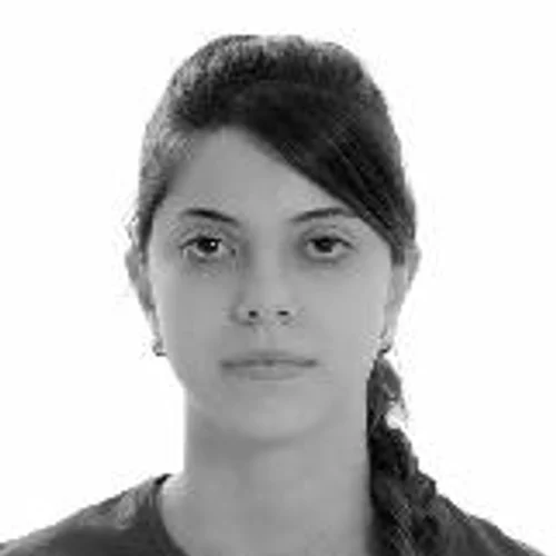 Laena Esteves