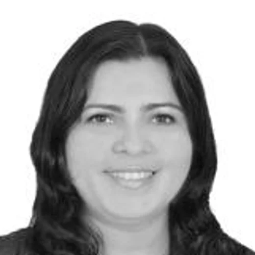 LUCIANA MEDEIROS