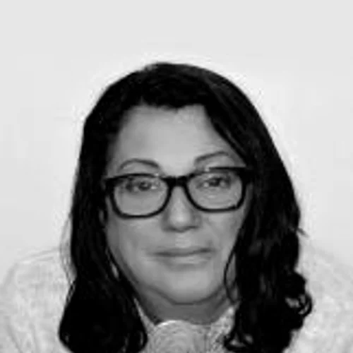MAGDA MACIEL