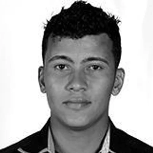 Marcos B12