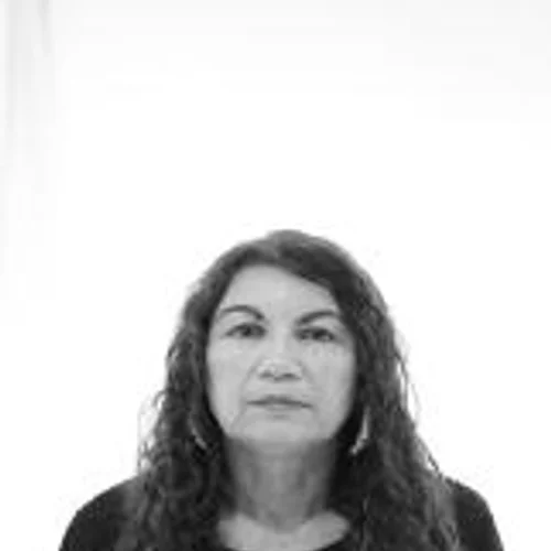Vera Lucia Campos