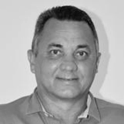 ASSIS ARAÚJO
