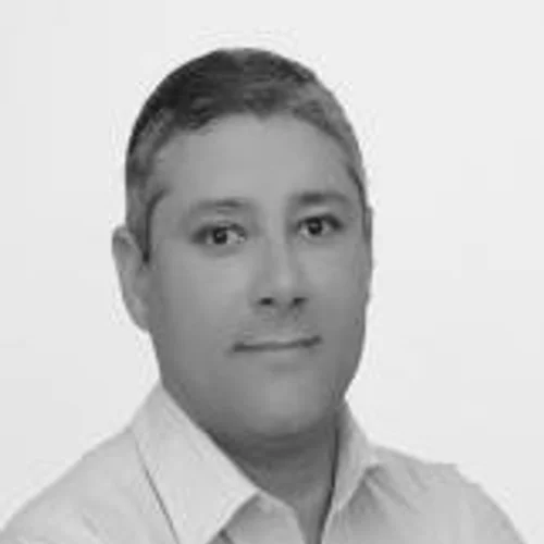César Ricardo
