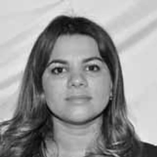 DR. TACIANA