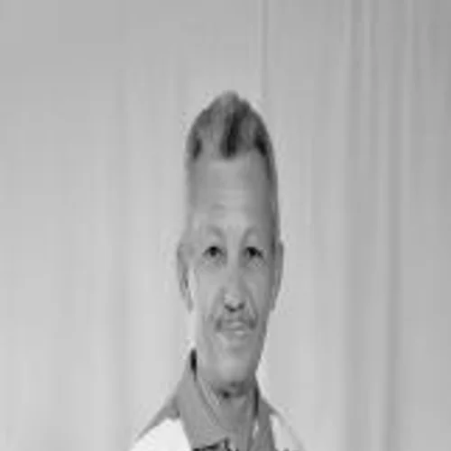 GABRIEL LUSTOSA