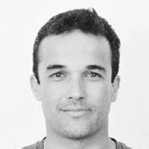 PROFESSOR LUCAS CAMARGO