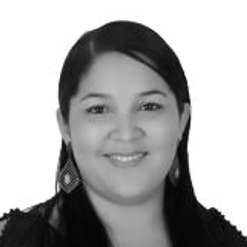 AKILA MARTINS