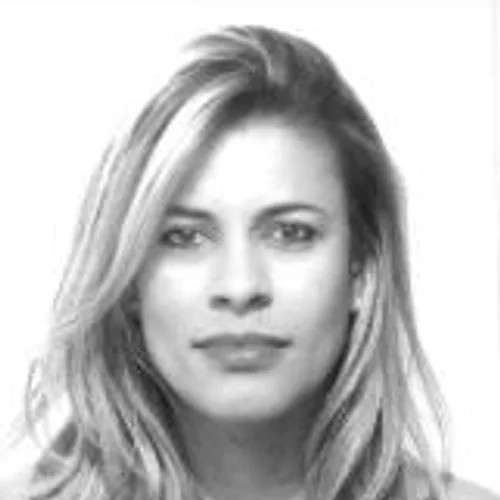 MANOELA BISPPO