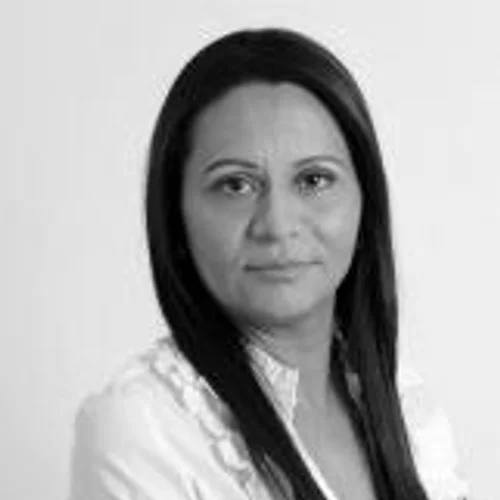 Elaine Carvalho