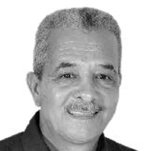 Professor Valter Pires
