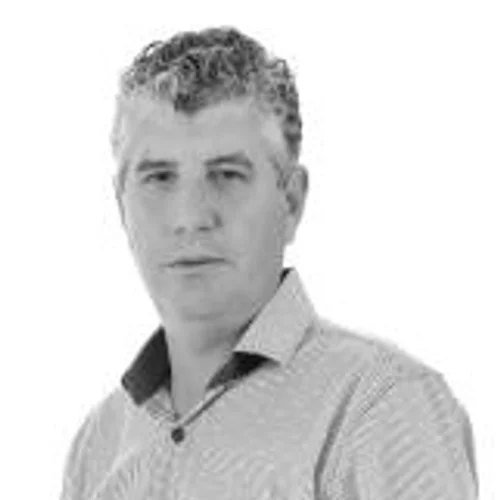 VALMIR CORREIA