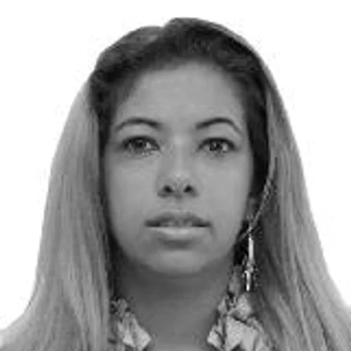 MONIQUE BASTOS